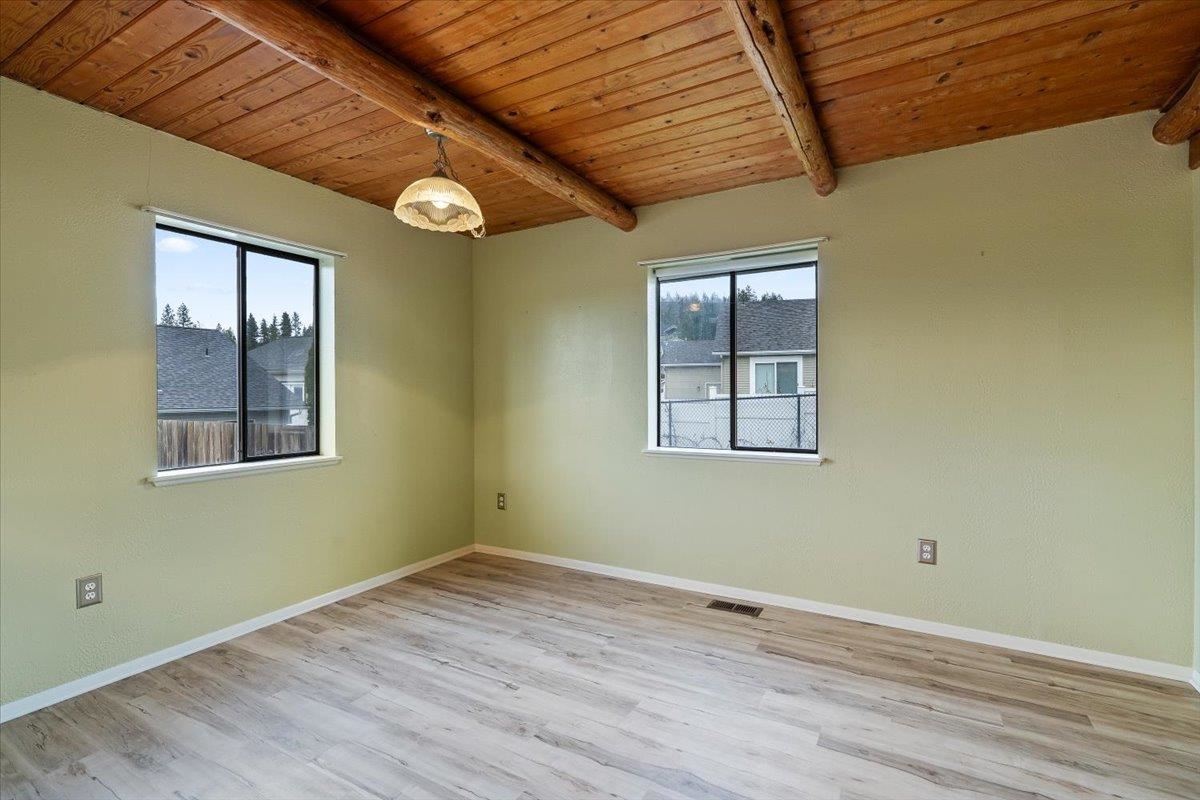 4817 South Madison Road Spokane Valley, WA 99206 - Photo 19 of 49