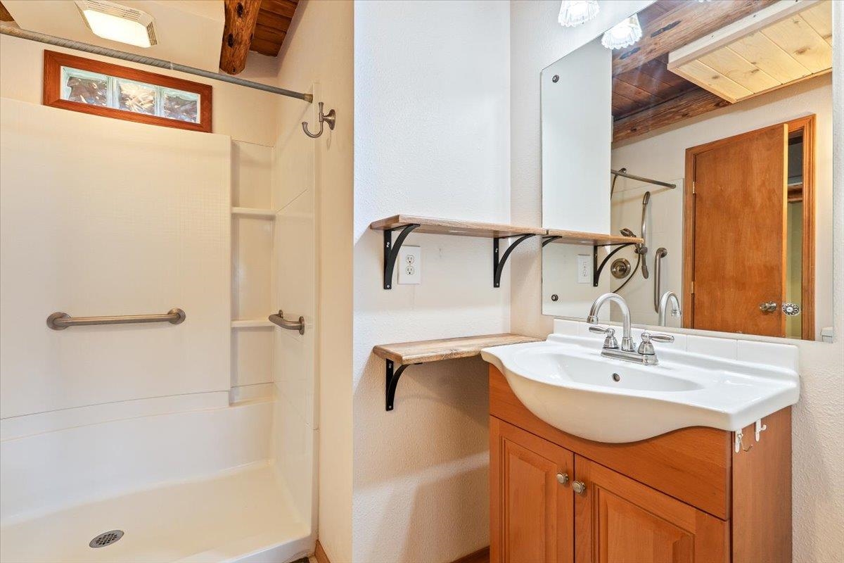 4817 South Madison Road Spokane Valley, WA 99206 - Photo 23 of 49