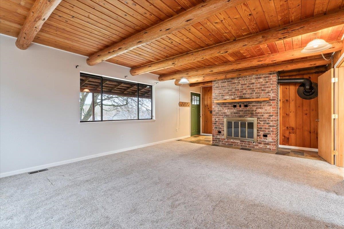 4817 South Madison Road Spokane Valley, WA 99206 - Photo 9 of 49