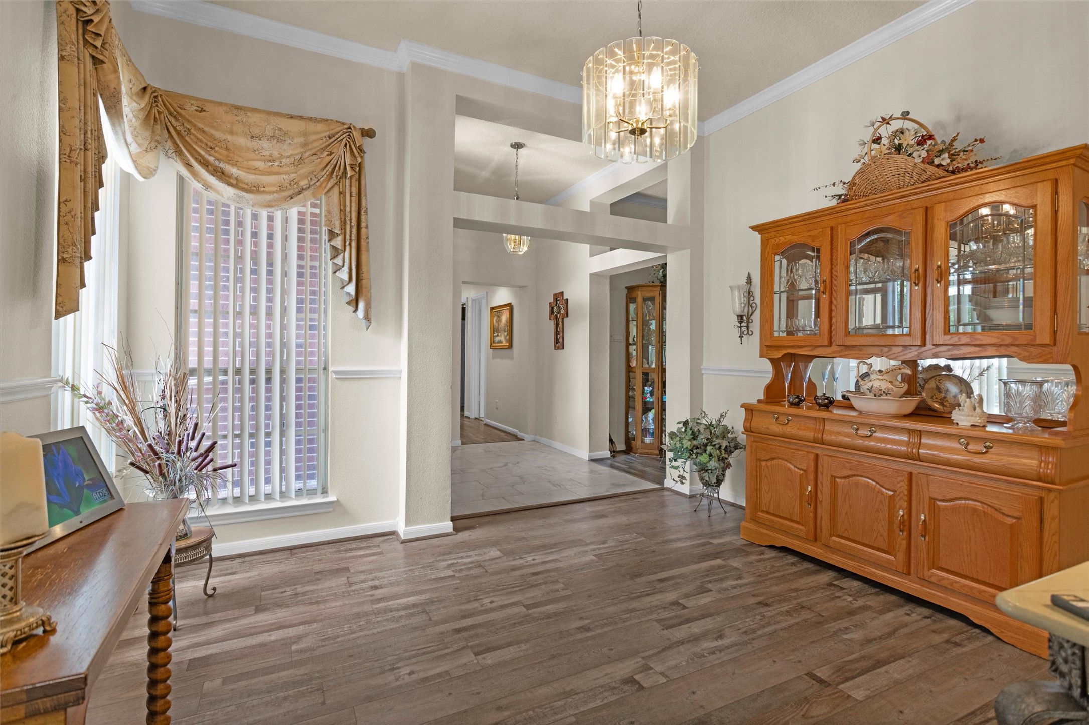 529 Stephen F Austin Drive Conroe, TX 77302 - Photo 16 of 37