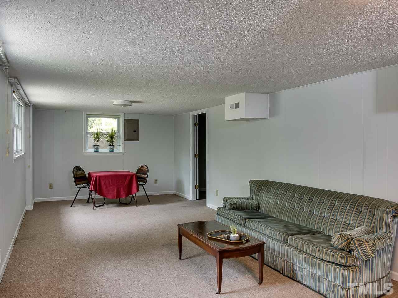 2820 Fairlawn Road Durham, NC 27705 - Photo 16 of 23 Gallery Image 16