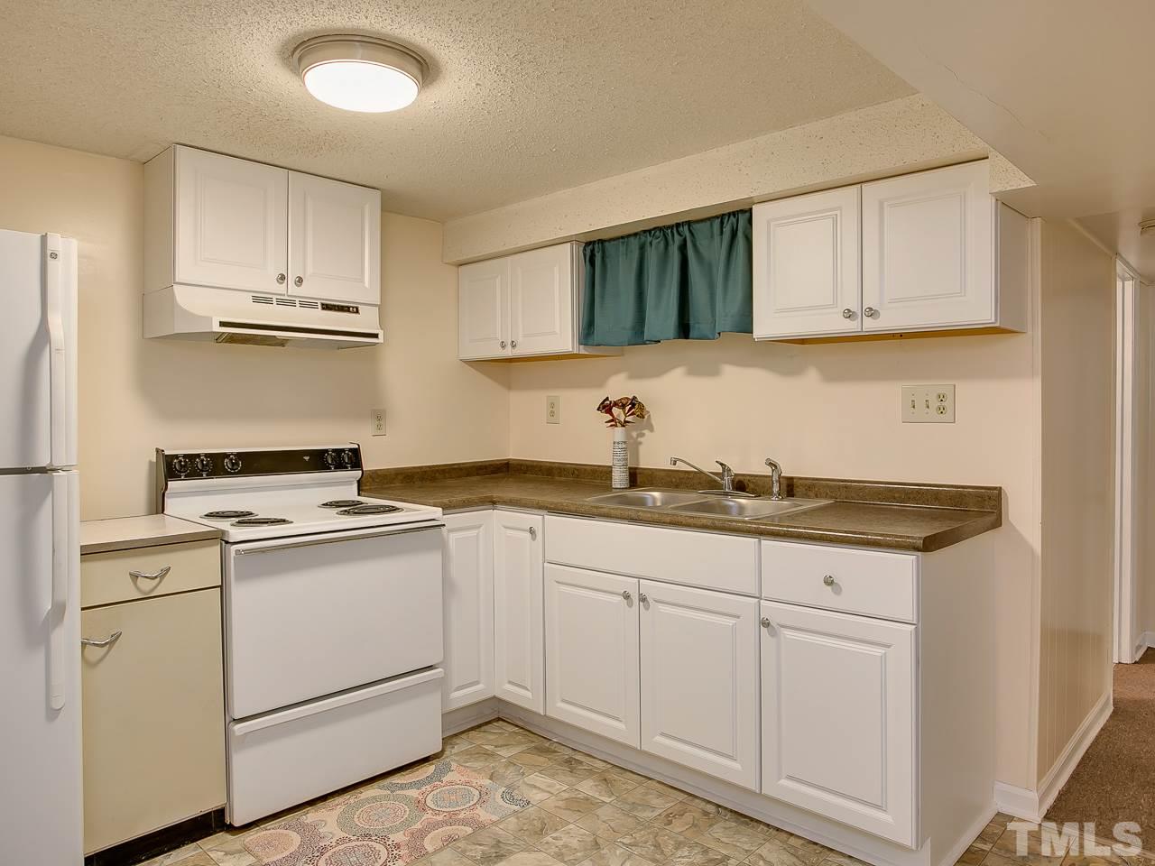 2820 Fairlawn Road Durham, NC 27705 - Photo 18 of 23 Gallery Image 18