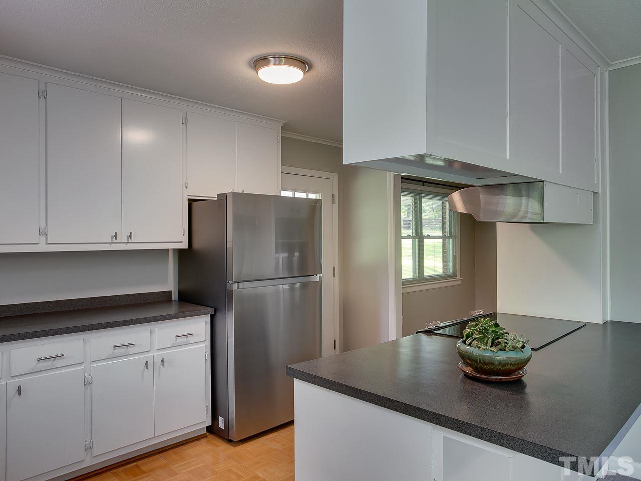 2820 Fairlawn Road Durham, NC 27705 - Photo 7 of 23 Gallery Image 7