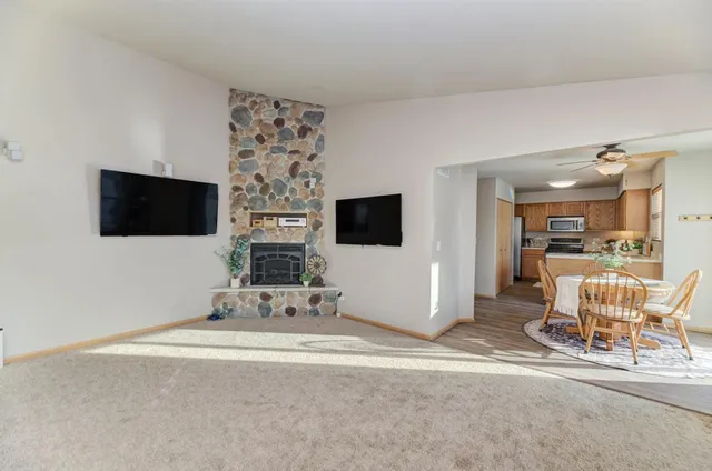 $369,900 | 703 Hillcrest Drive, Bolingbrook, IL 60440