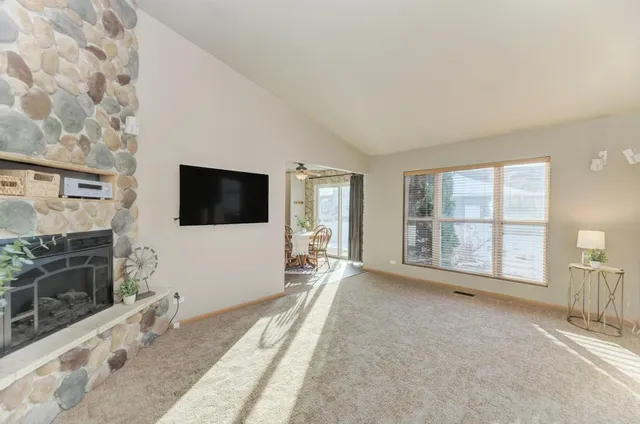 $369,900 | 703 Hillcrest Drive, Bolingbrook, IL 60440