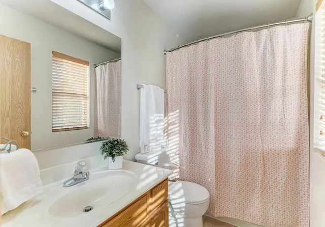 $369,900 | 703 Hillcrest Drive, Bolingbrook, IL 60440