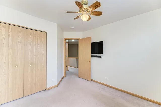 $369,900 | 703 Hillcrest Drive, Bolingbrook, IL 60440