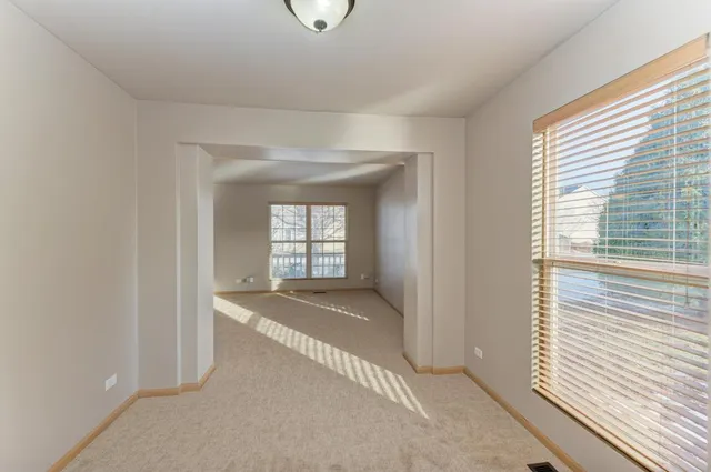 $369,900 | 703 Hillcrest Drive, Bolingbrook, IL 60440