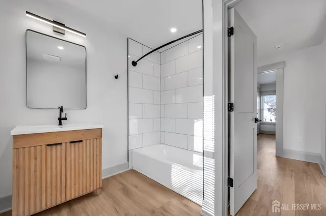 $3,500 | 350 Bergen Street, Unit 52, Plainfield, NJ 07063