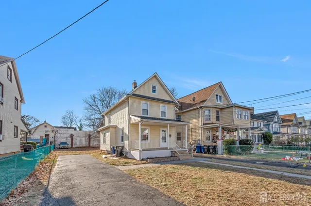 $3,500 | 350 Bergen Street, Unit 52, Plainfield, NJ 07063