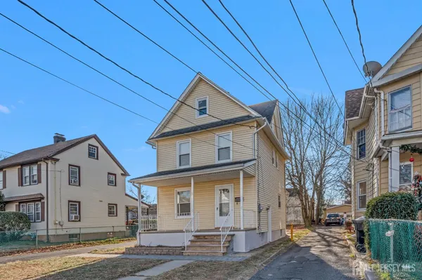 $3,500 | 350 Bergen Street, Unit 52, Plainfield, NJ 07063