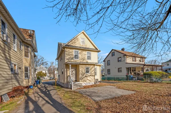 $3,500 | 350 Bergen Street, Unit 52, Plainfield, NJ 07063