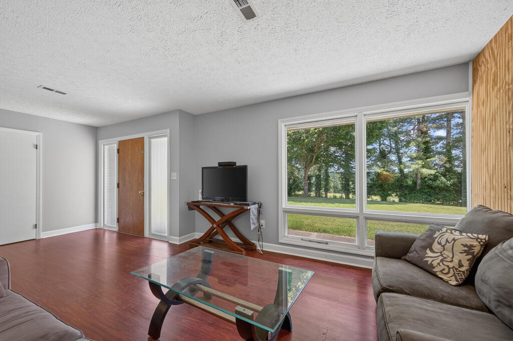 714 Justice Road Galax, VA 24333 - Photo 6 of 35 Gallery Image 6