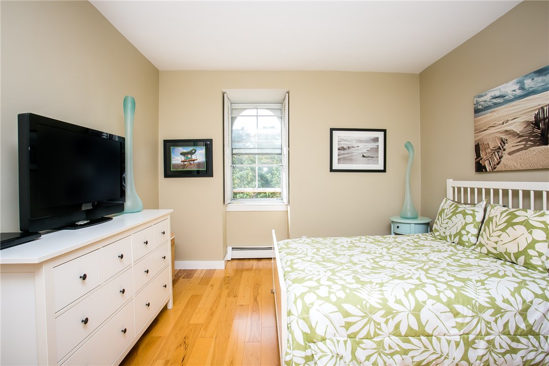 66 Webster Street, Unit 6 Newport, RI 02840 - Photo 18 of 32