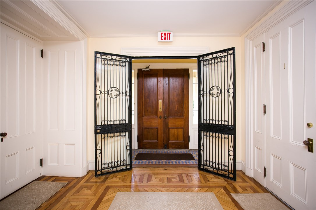 66 Webster Street, Unit 6 Newport, RI 02840 - Photo 22 of 32