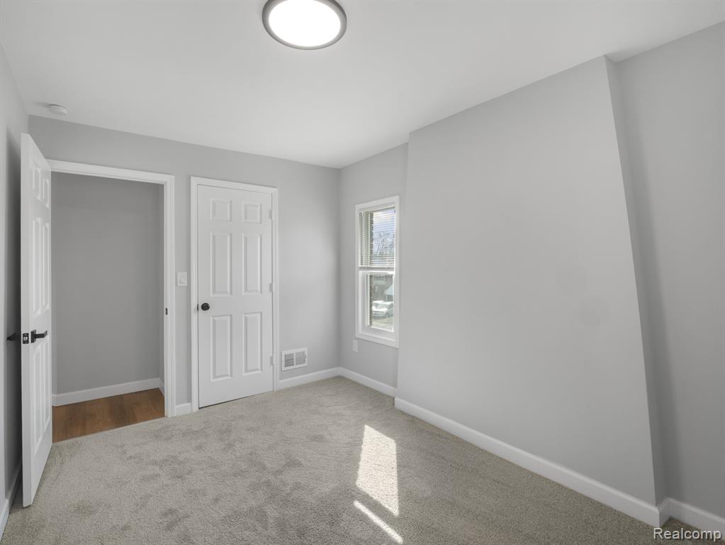 14802 Rutherford Street Detroit, MI 48227 - Photo 25 of 50