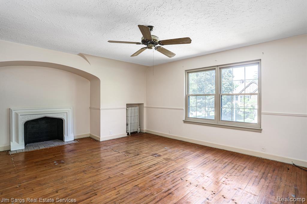 607 Neff Road Grosse Pointe, MI 48230 - Photo 14 of 23