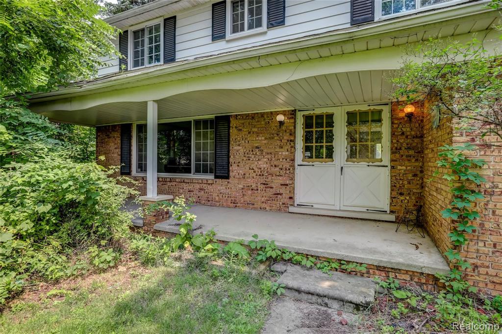 53400 Chesterfield Road Chesterfield, MI 48051 - Photo 3 of 36