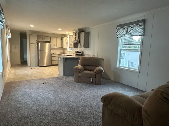 $160,000 | 40 Pinyon Place, Londonderry, NH 03038