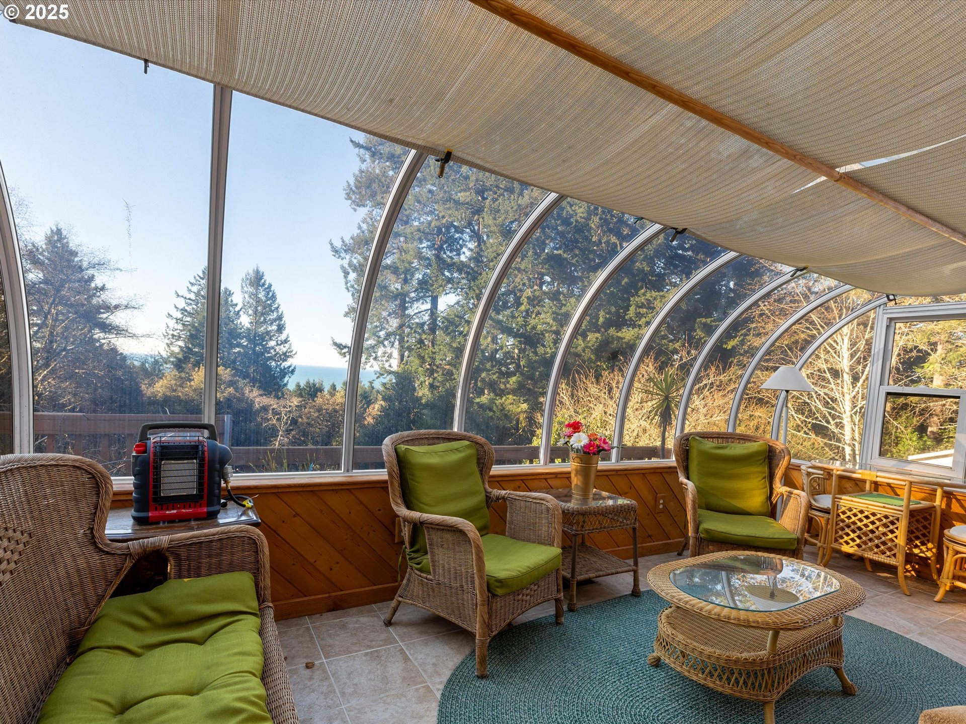 17862 Rainbow Rock Road Brookings, OR 97415 - Photo 19 of 48 Sun Room