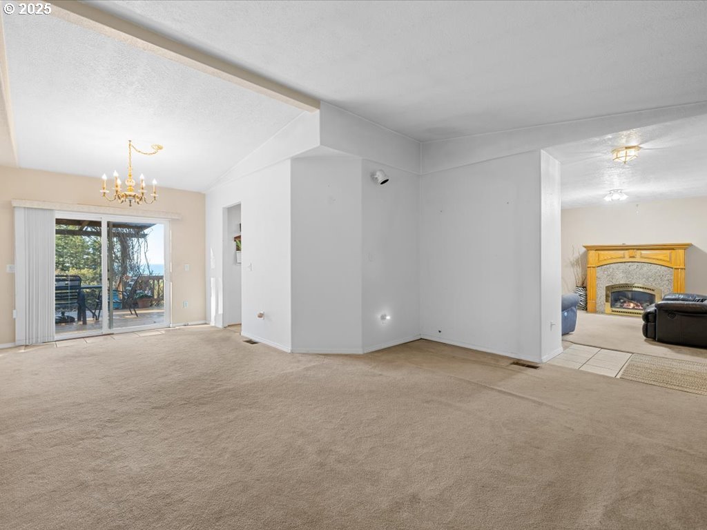 17862 Rainbow Rock Road Brookings, OR 97415 - Photo 23 of 48 Living Room/Dining Room