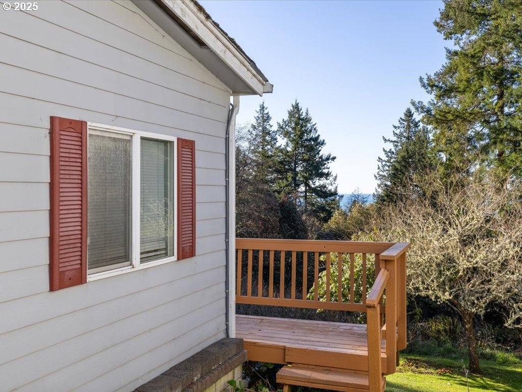 17862 Rainbow Rock Road Brookings, OR 97415 - Photo 4 of 48 Gallery Image 4