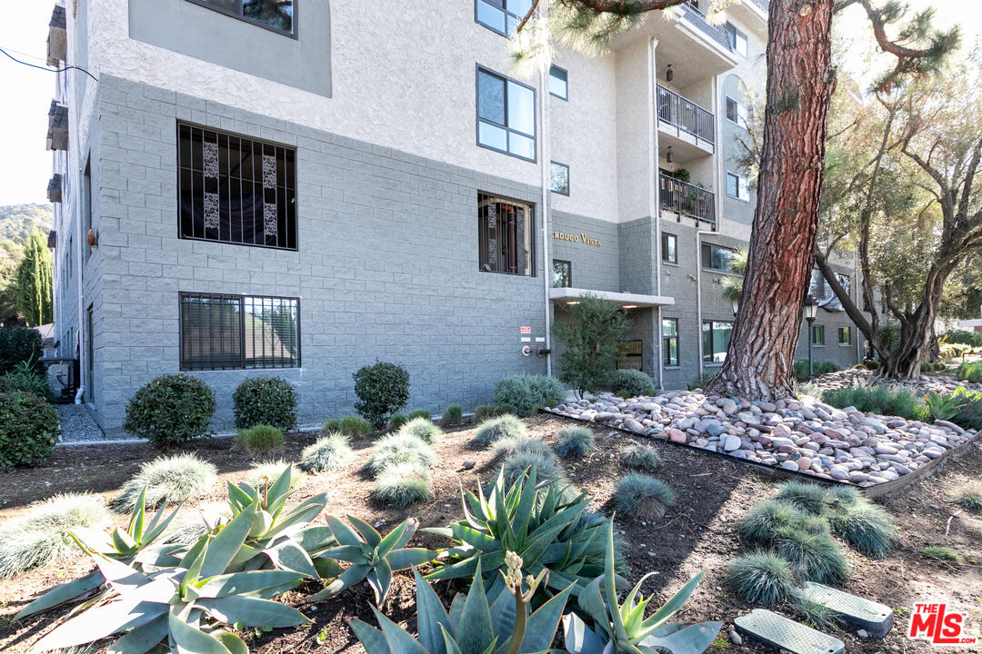 1636 North Verdugo Road Glendale, CA 91208 - Photo 5 of 6