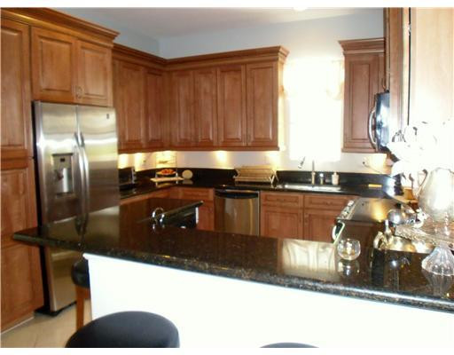 8328 Northwest 8th Terrace, Unit 37 Boca Raton, FL 33487 - Photo 6 of 18 Kitchen