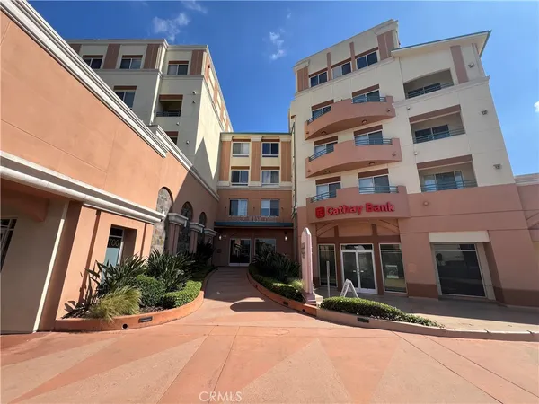 $2,800 | 580 West Main Street, Unit 122, Alhambra, CA 91801