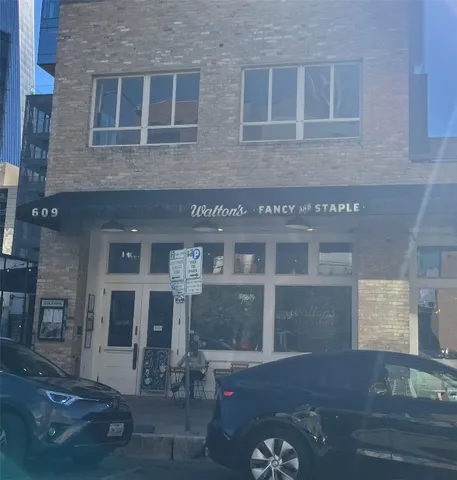 $2,200 | 505 West 7th Street, Unit 109, Austin, TX 78701