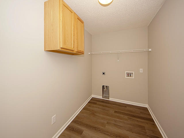 130 Thistle Road Goose Creek, SC 29445 - Photo 17 of 37 Laundry Room