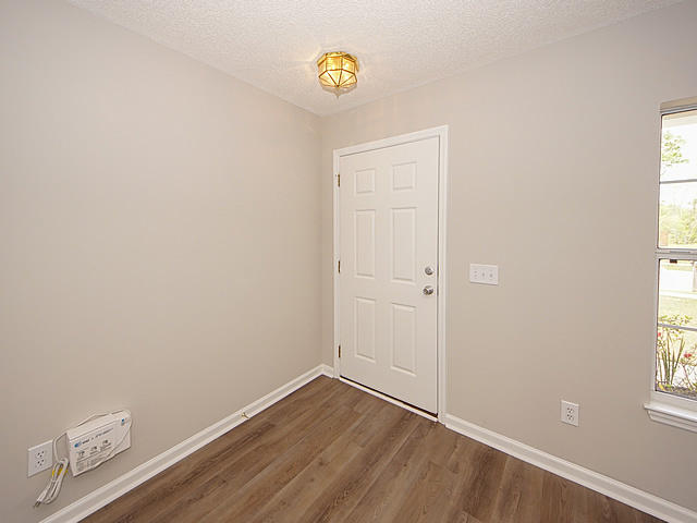 130 Thistle Road Goose Creek, SC 29445 - Photo 3 of 37 Foyer