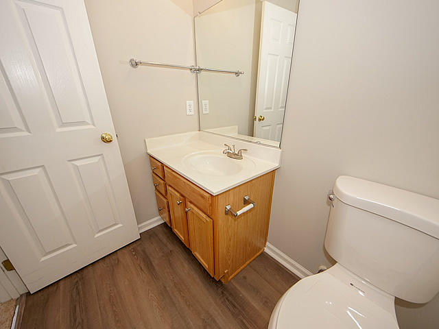 130 Thistle Road Goose Creek, SC 29445 - Photo 26 of 37 2nd Bathroom 2
