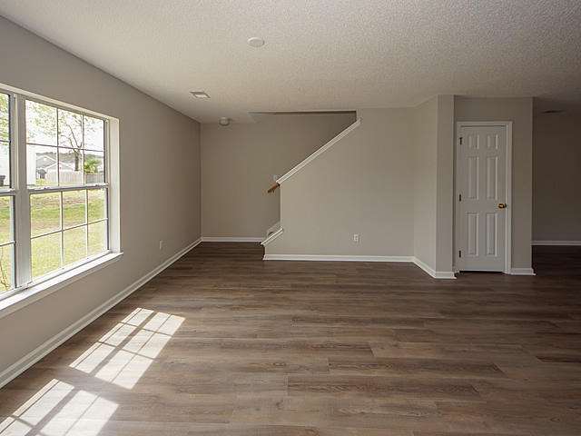 130 Thistle Road Goose Creek, SC 29445 - Photo 9 of 37 Dining Area 2