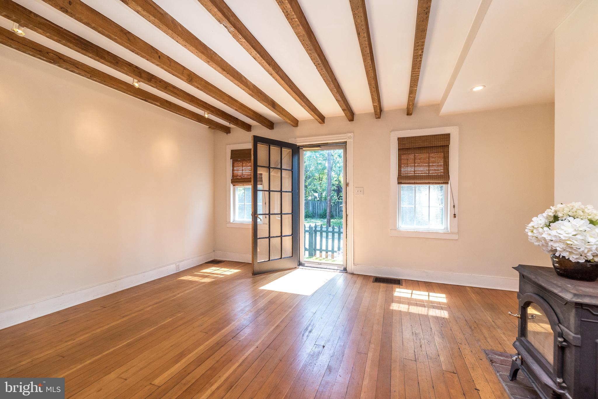 567 Little York-springmills Road Milford, NJ 08848 - Photo 4 of 52