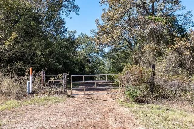 $349,900 | 13793 An County Road 404, Palestine, TX 75803