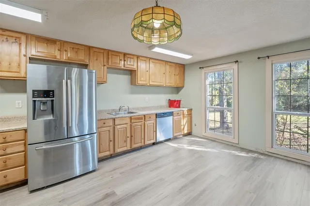 $349,900 | 13793 An County Road 404, Palestine, TX 75803