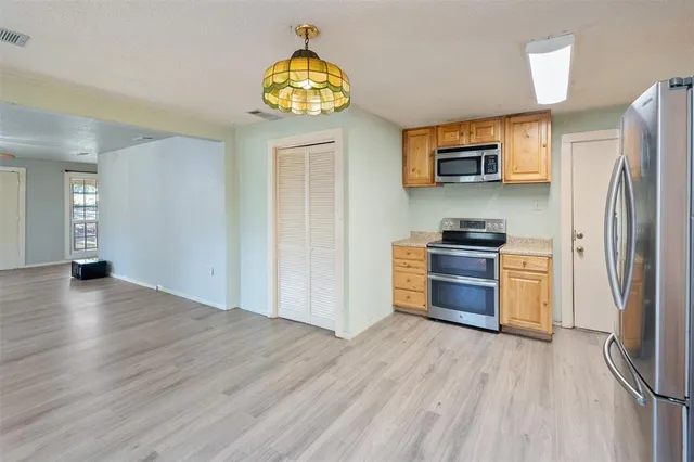 $349,900 | 13793 An County Road 404, Palestine, TX 75803