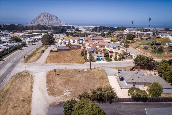 $879,000 | 541 Atascadero Road, Morro Bay, CA 93442