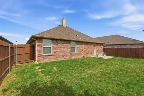 $365,000 | 1417 Lone Pine Drive, Little Elm, TX 75068
