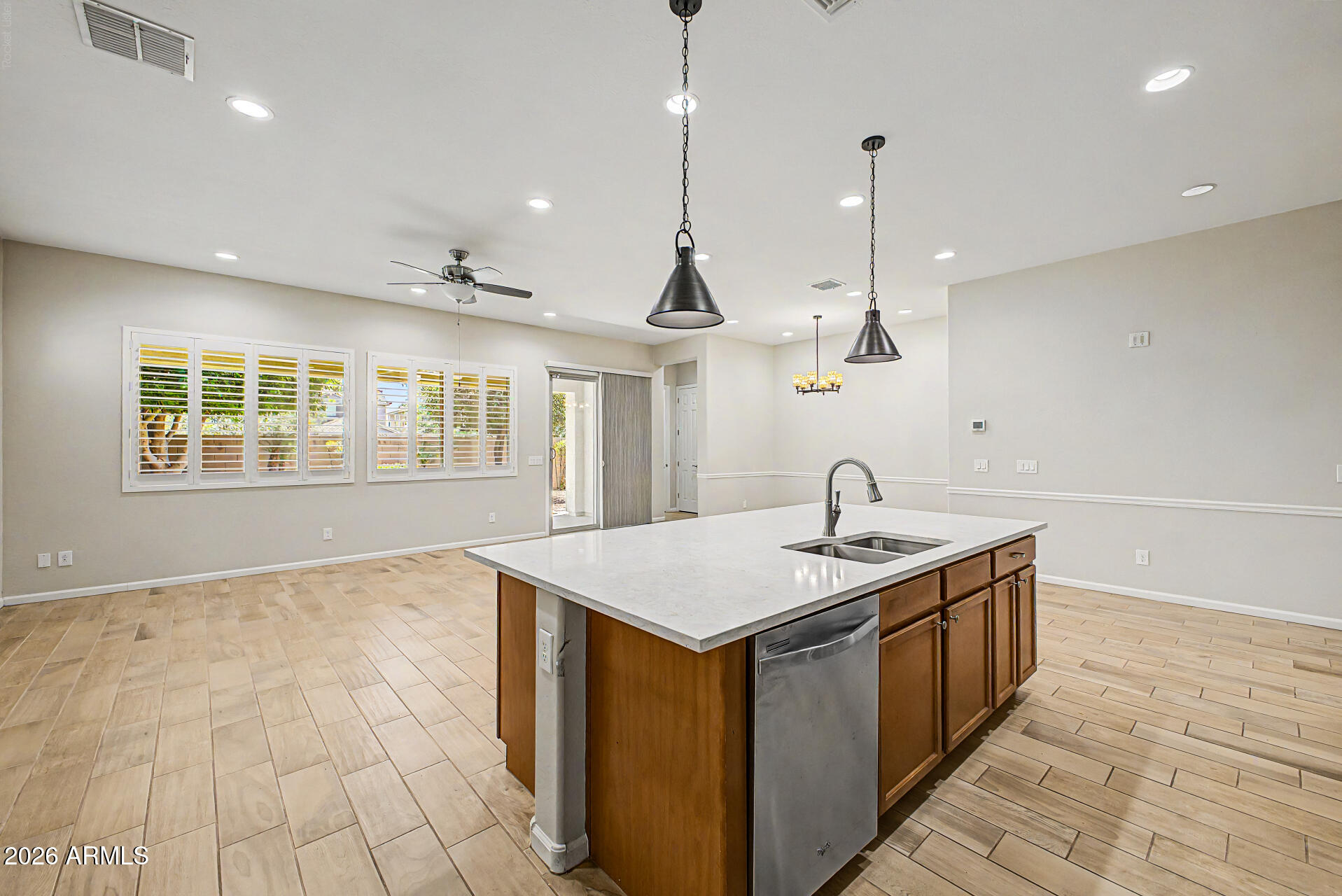 3535 East Walnut Road Gilbert, AZ 85298 - Photo 11 of 38 14-Walnut