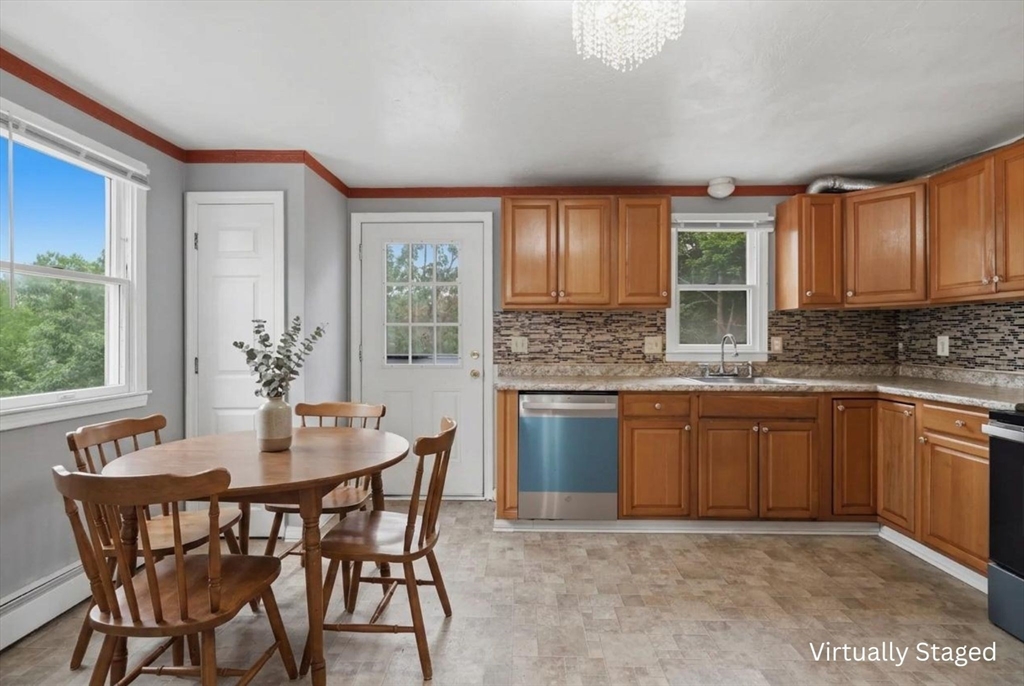 119 Vale Street Worcester, MA 01604 - Photo 8 of 31