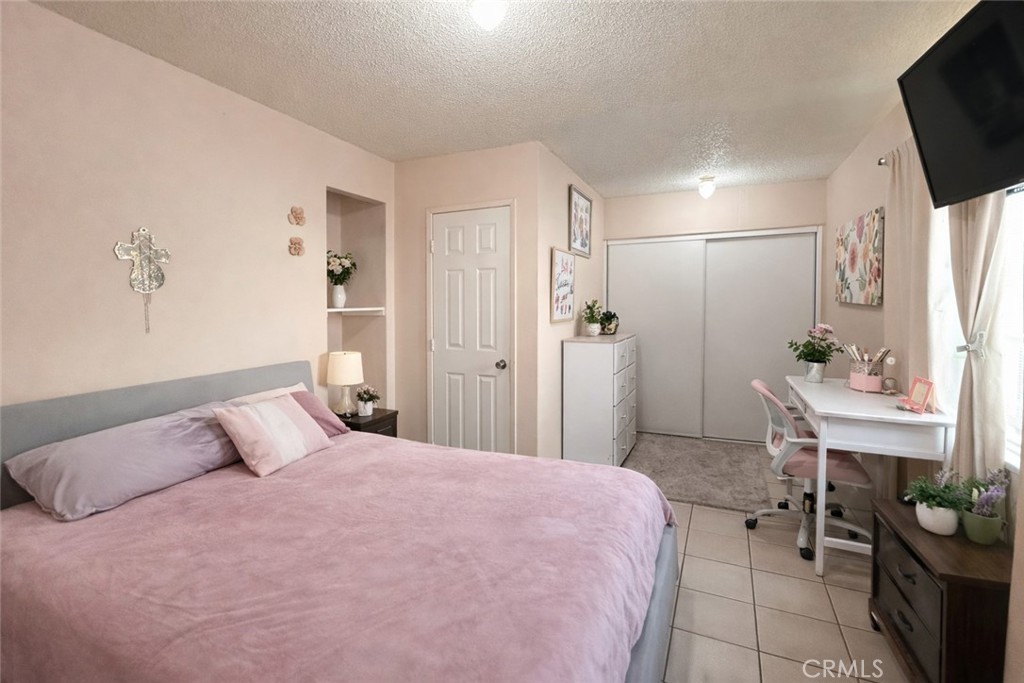 3625 East Marcelle Street Compton, CA 90221 - Photo 10 of 21 AI GENERATED