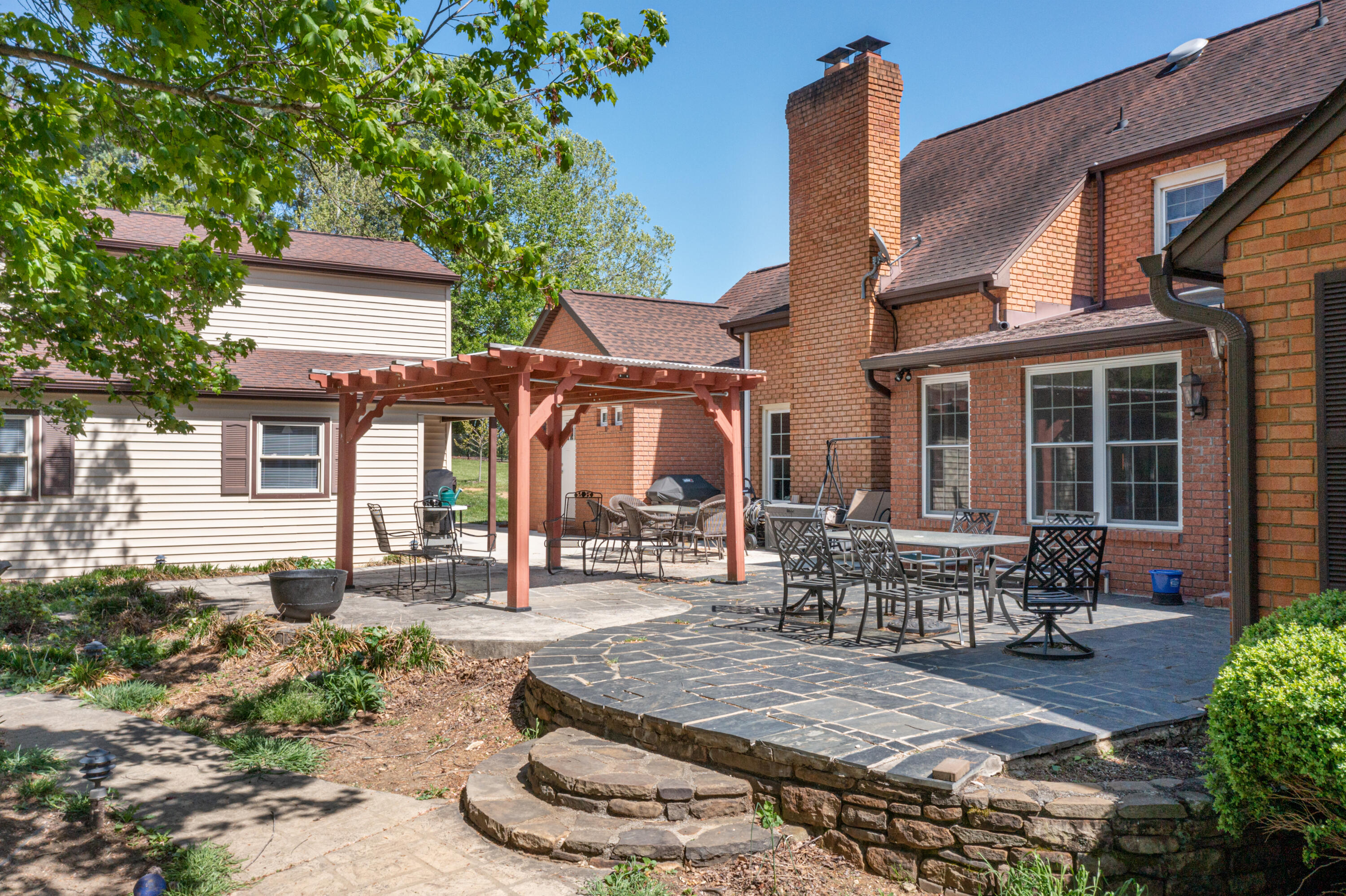 2902 Brughs Mill Road Fincastle, VA 24090 - Photo 15 of 35 Rear Patio