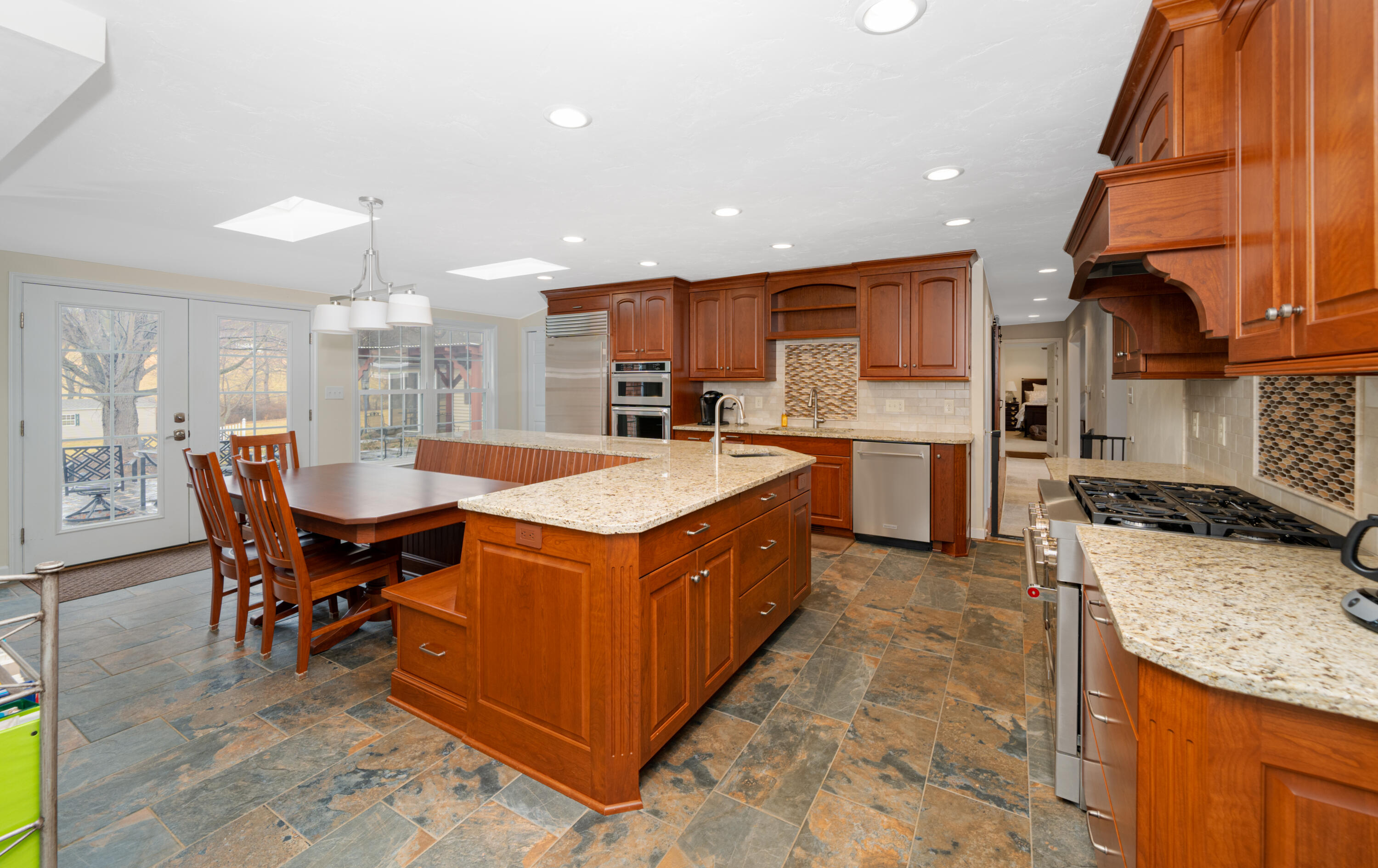 2902 Brughs Mill Road Fincastle, VA 24090 - Photo 10 of 35 Kitchen