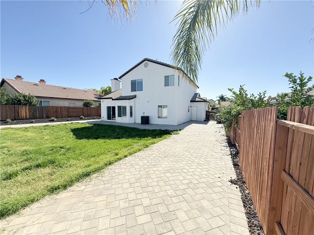 1679 Stone Creek Road Beaumont, CA 92223 - Photo 5 of 29