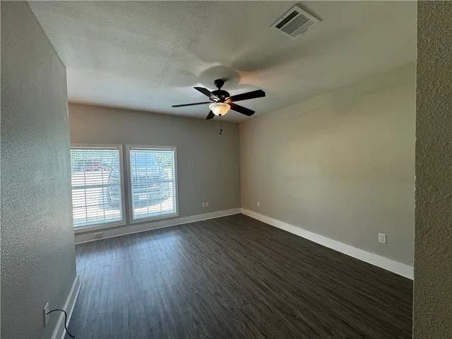 $2,000 | 1604 Austin Avenue, College Station, TX 77845