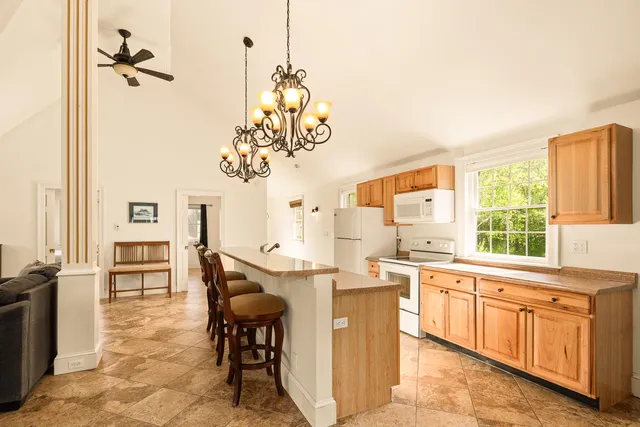 $899,000 | 453 Union Road, Appleton, ME 04862