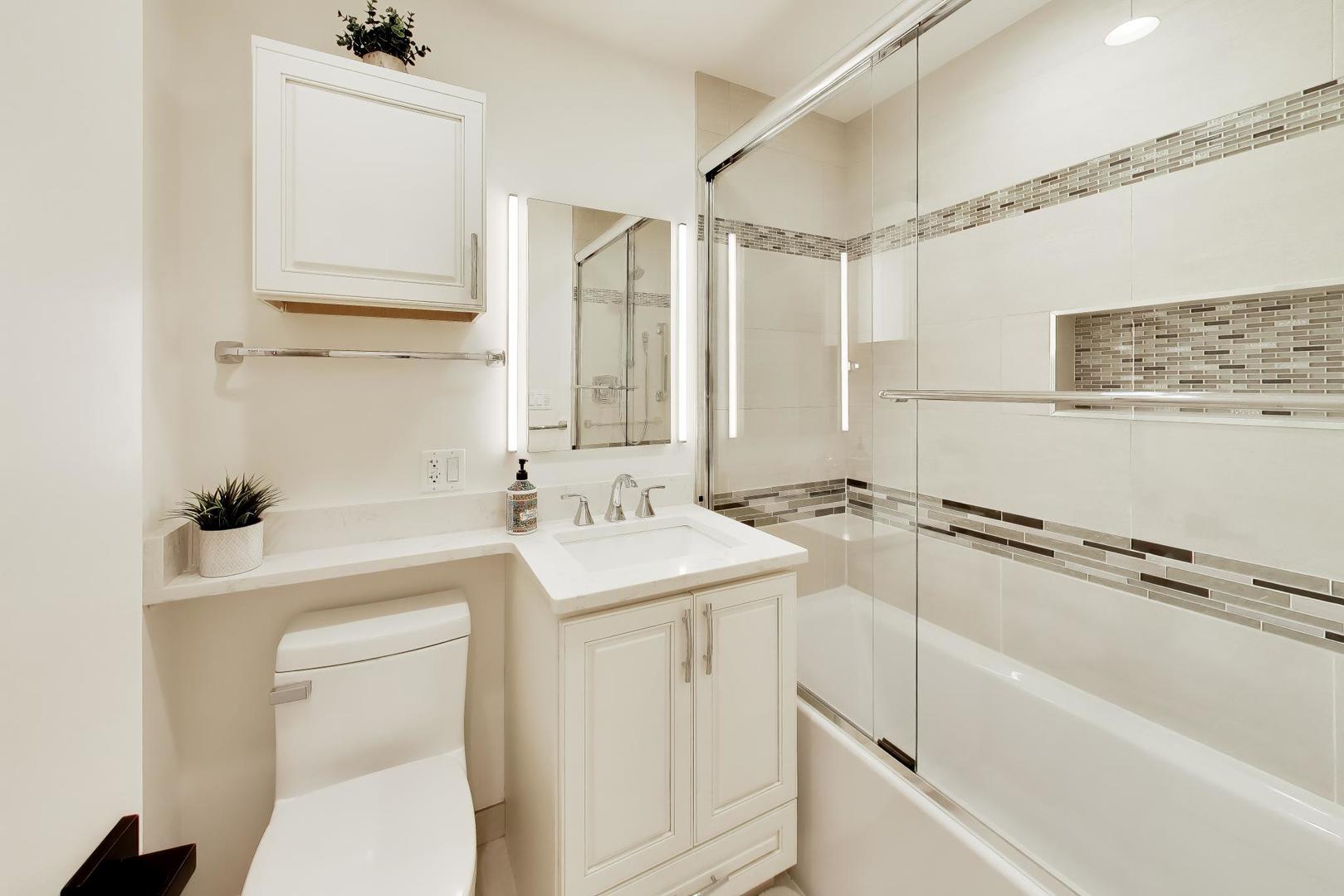 656 Jon Lane Des Plaines, IL 60016 - Photo 11 of 25