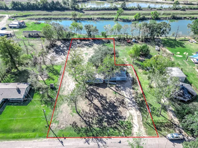 a view of a garden with a lake